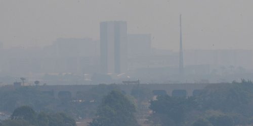 Imagem referente a Cortina de fumaça deve permanecer no DF ao longo desta terça