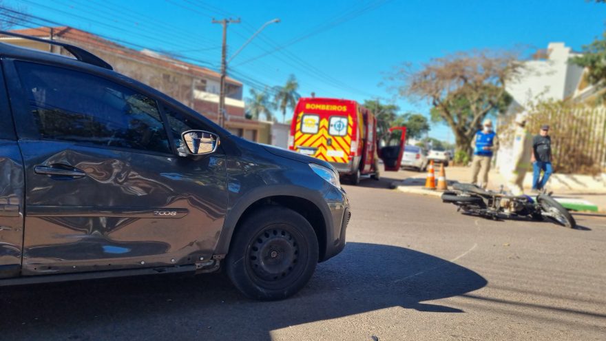 Motociclista tem suspeita de fratura na mão após acidente de trânsito no Maria Luiza