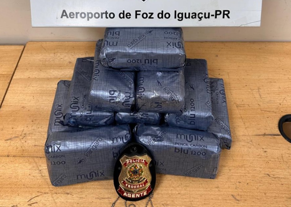 Polícia Federal prende passageiro tentando levar cocaína para a Europa Polícia Federal prende passageiro tentando levar cocaína para a Europa