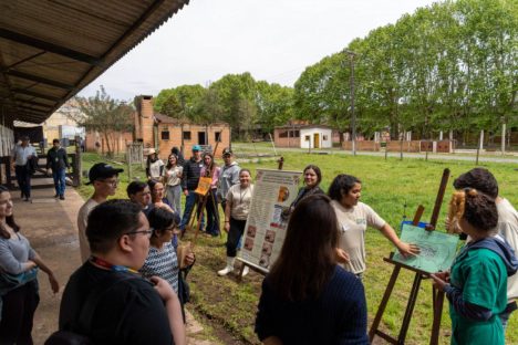 Imagem referente a CEEP Newton Freire recebe a Feira de Projetos e Profissões dos cursos técnicos