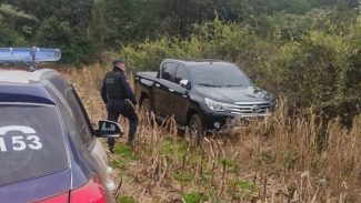 Hilux roubada em Santa Tereza é recuperada pela GM de Cascavel; Duas pessoas foram presas