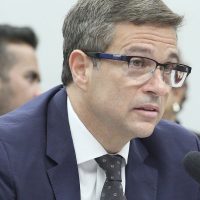 Imagem referente a Campos Neto parabeniza Galípolo por indicação ao comando do BC
