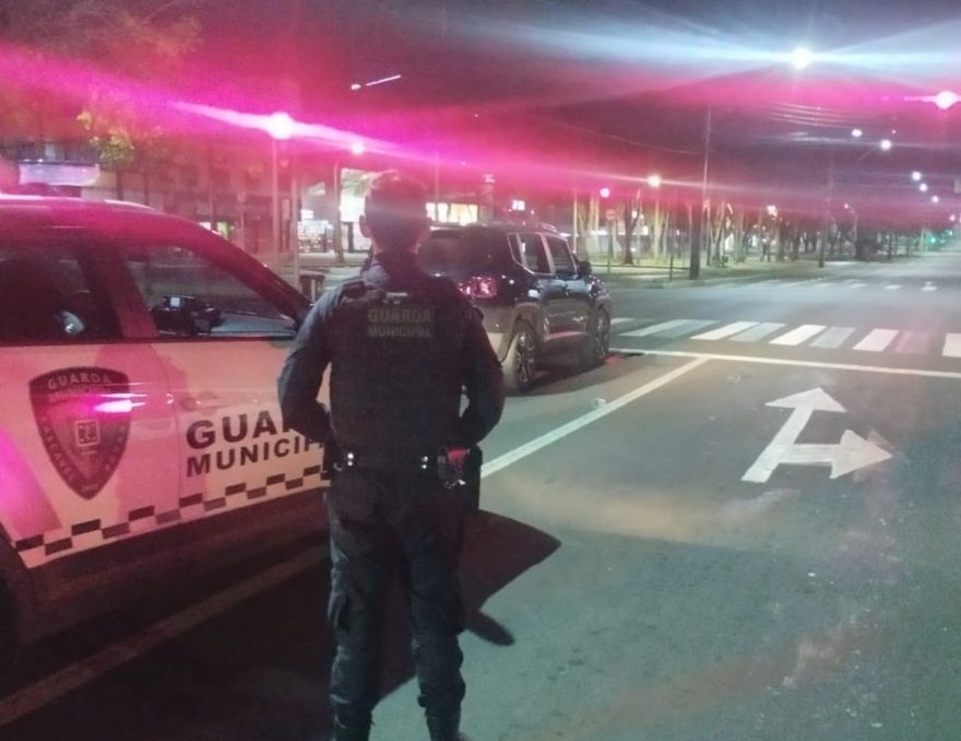 Motorista insulta Guarda Municipal e é preso por embriaguez ao volante