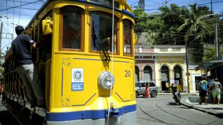 Governo do Rio entrega 1º trecho revitalizado do bonde de Santa Teresa