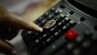 Indicador de Incerteza da Economia recua 2,5 pontos e vai para 107,8