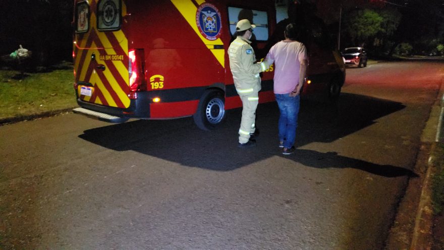Homem fica ferido em queda de bicicleta na Rua Presidente Bernardes