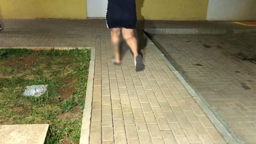 Mulher é detida pela PRF na BR 277 com carro furtado Mulher é detida pela PRF na BR 277 com carro furtado