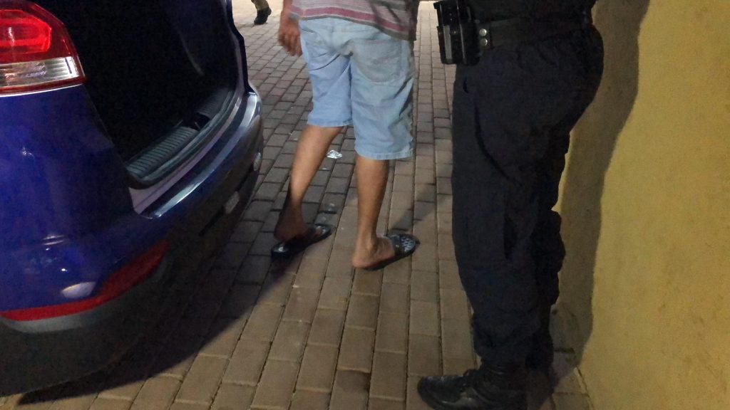 Homem agride mulher e depois é detido no Bairro Universitário Homem agride mulher e depois é detido no Bairro Universitário