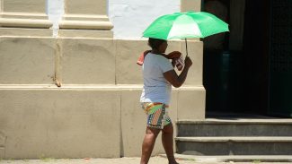 Onda de calor atinge grande parte do país nesta terça-feira