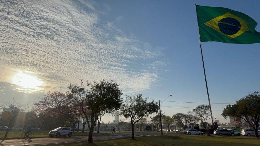 Cascavel enfrenta elevação de temperaturas nesta terça-feira; máxima deve ser de 32°C