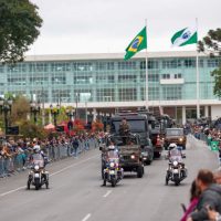 Imagem referente a Dia da Independência: 6,2 mil pessoas devem desfilar no 7 de setembro em Curitiba