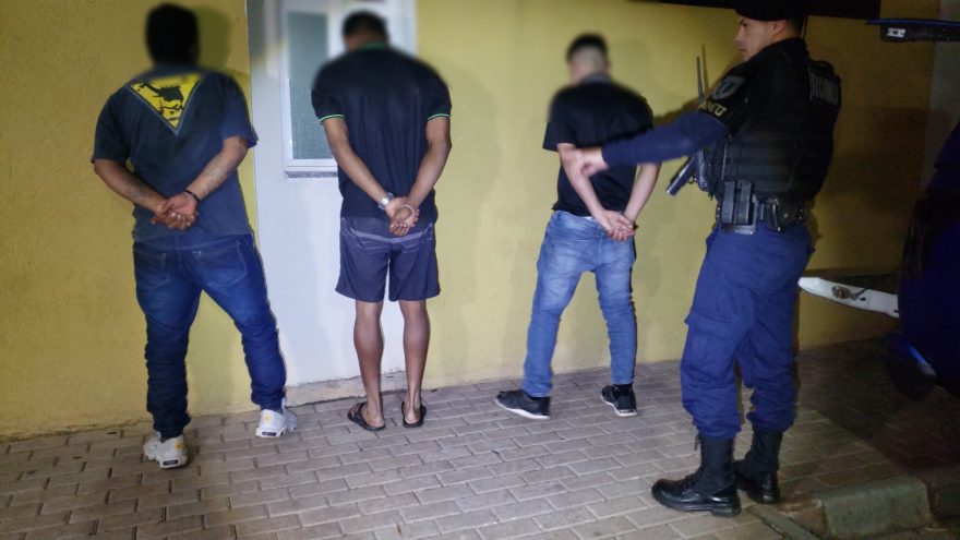 Três são detidos com drogas no Interlagos