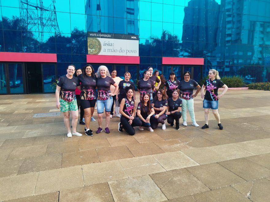 Dançar é viver: Projeto do IPMC envolve aposentados em atividades de dança