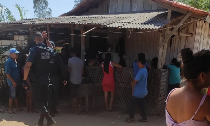 Macabro! Casal é morto com tiro de 12 enquanto dormia na Cidade de Deus; veja vídeo