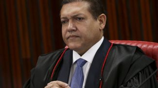 Nunes Marques pede parecer da AGU e PGR sobre suspensão do X