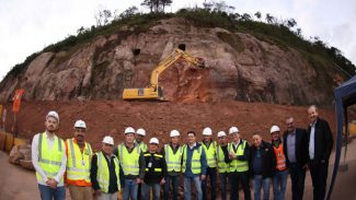 Governador vistoria obras para conter desmoronamentos em rodovias de União da Vitória