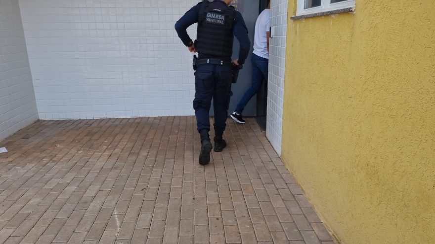 No hospital, jovem denuncia namorado que teria lhe agredido por estar grávida