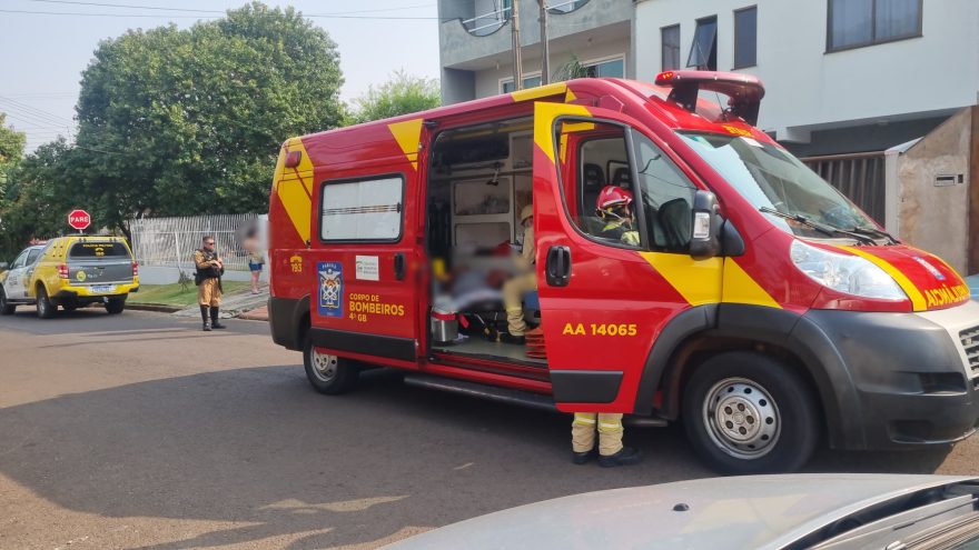 Homem atenta contra a própria vida em frente à casa de ex-companheira
