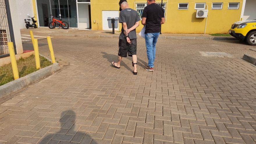 Durante ação do GDE, usuário é localizado com droga e encaminhado à Delegacia
