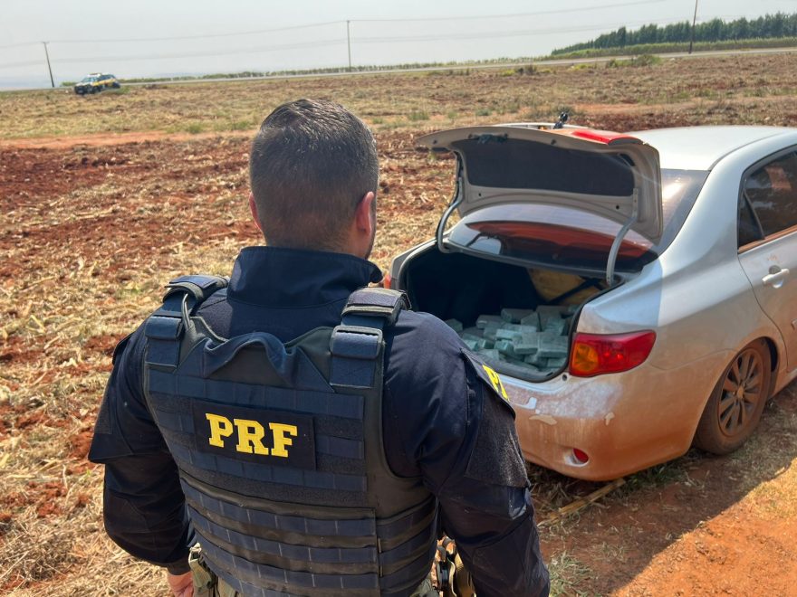 PRF apreende mais de 100 kg de pasta base de cocaína na BR-369