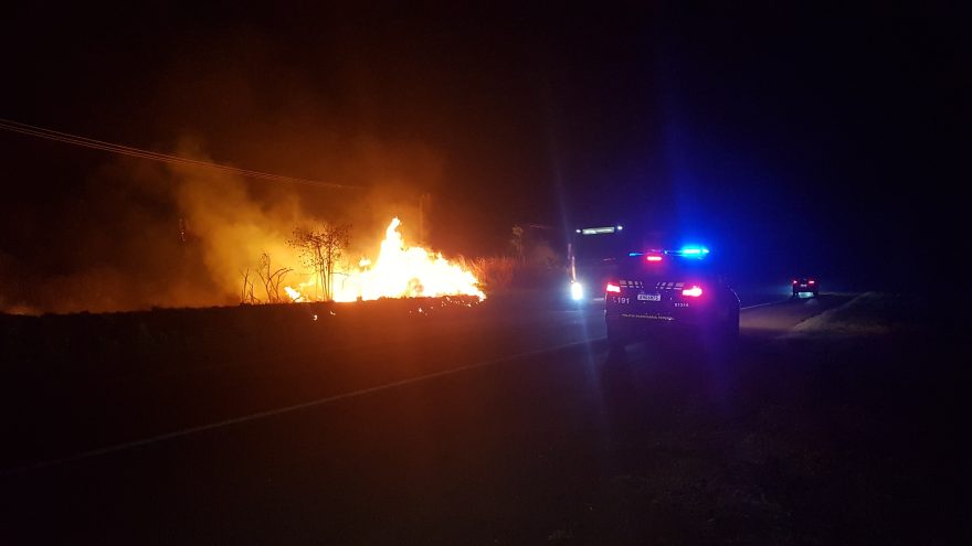 Mais fogo! Bombeiros são acionados para combater incêndio na rodovia BR-369 pelo segundo dia