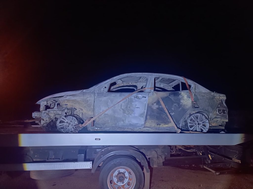 Fiat Cronos pega fogo na rodovia PR-239 em Nova Aurora Fiat Cronos pega fogo na rodovia PR-239 em Nova Aurora