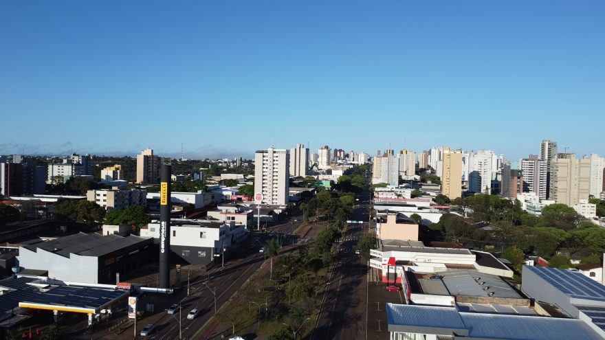 Chuvas afastam fumaça e Cascavel inicia a semana com céu limpo e clima gostoso