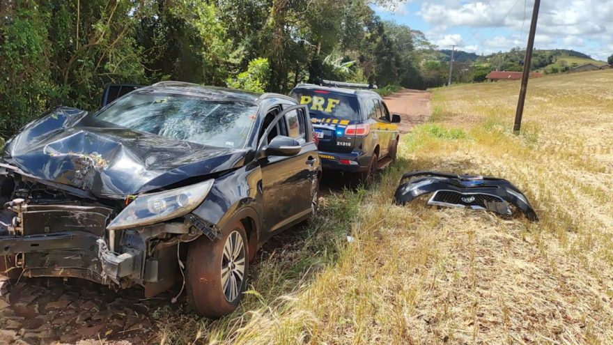 PRF apreende veiculo carregado com drogas em Guaraniaçu