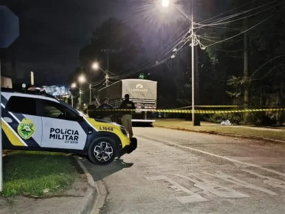 Troca de tiros após roubo de caminhão resulta em uma morte e seis prisões