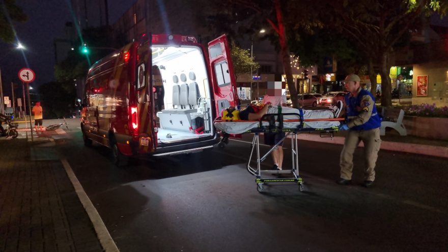 Mulher fica ferida em acidente no Centro