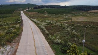 Durabilidade e economia: Paraná está renovando 340 km de rodovias com pistas de concreto