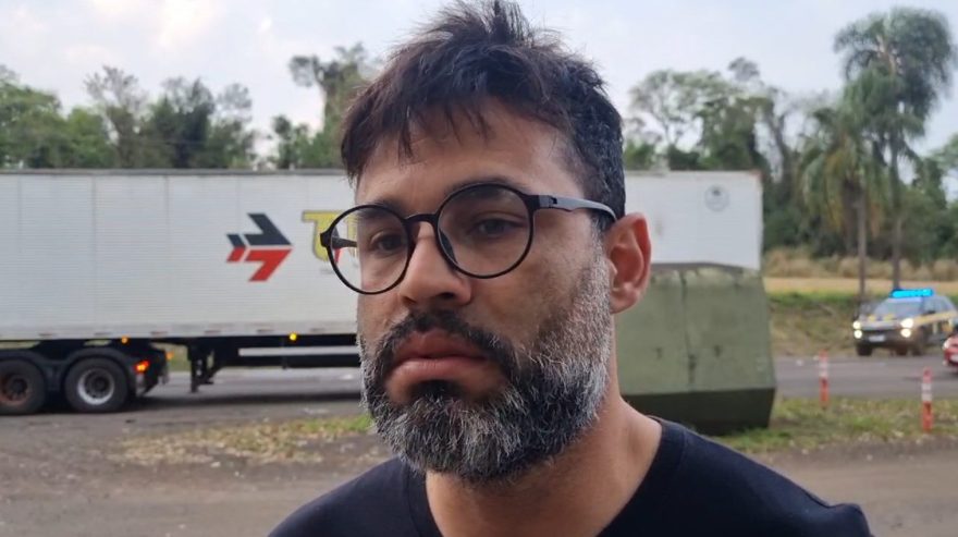 Morte na BR-277: Testemunha afirma que caminhão andou pela contramão e motociclista não conseguiu desviar