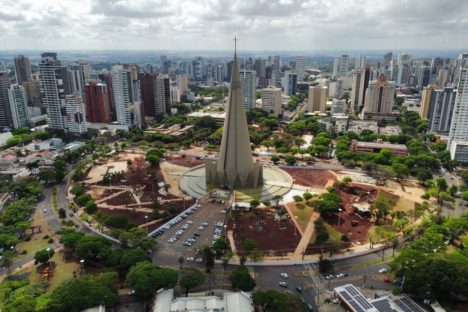 Imagem referente a Com R$ 48 milhões investidos, obra do Eixo Monumental de Maringá atinge 32%