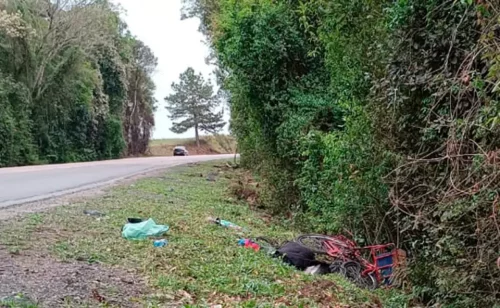 Moradores veem bicicleta caída às margens de rodovia e encontram ciclista morto