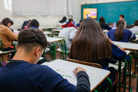 Imagem referente a AGU defende constitucionalidade do projeto Parceiro da Escola