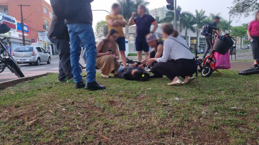 Mulher fica ferida em acidente no São Cristóvão