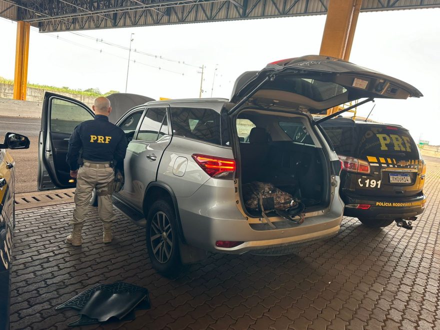 Hilux furtada Curitiba é recuperada pela PRF em Cascavel
