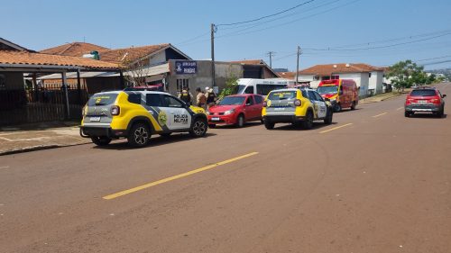 Imagem referente a Homem que está na cidade há três dias se envolve em briga e é recebido a tijoladas no Riviera