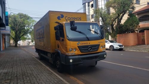 Imagem referente a Sábado de Sol: Caminhão carregado quase duas toneladas de maconha é apreendido em Cascavel