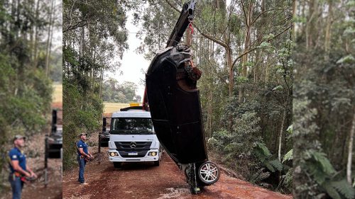 Imagem referente a Veículo furtado em Cascavel é encontrado depenado em córrego na área rural de Santa Tereza