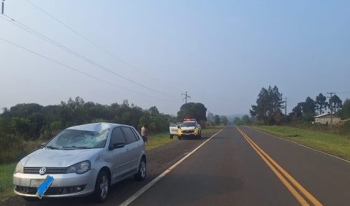 Imagem referente a Tragédia: Menino de 14 anos tenta atravessar rodovia de bicicleta e morre após ser atingido por carro