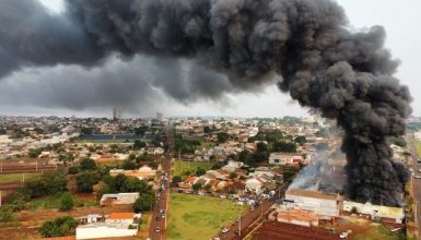 Imagem referente a Indústria de produtos para saúde pega fogo em Assis Chateaubriand