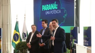 Ratinho Junior apresenta avanços econômicos e sociais do Paraná a empresários