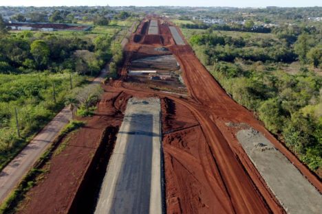 Imagem referente a Obra da Perimetral Leste de Foz do Iguaçu chega a 43,76% de execução