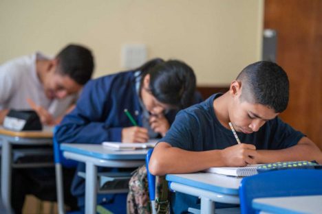 Imagem referente a Audiência pública apresenta credenciamento de empresas do programa Parceiro da Escola