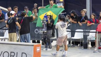 Raicca Ventura conquista Mundial de skate park na Itália