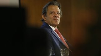 Em Nova York, Haddad diz que despesas estão dentro do arcabouço