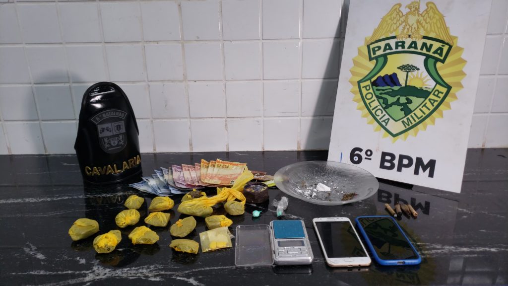 PM apreende adolescentes com maconha, cocaína e êxtase no Bairro Floresta