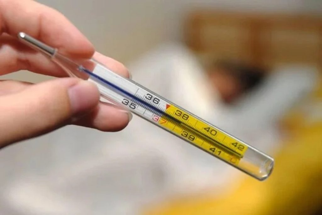 Anvisa proíbe medidor de pressão e termômetro com coluna de mercúrio