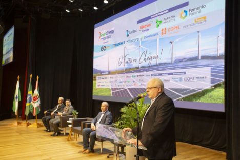 Imagem referente a Promovida pelo Tecpar, Smart Energy 2024 aborda mudanças da matriz energética